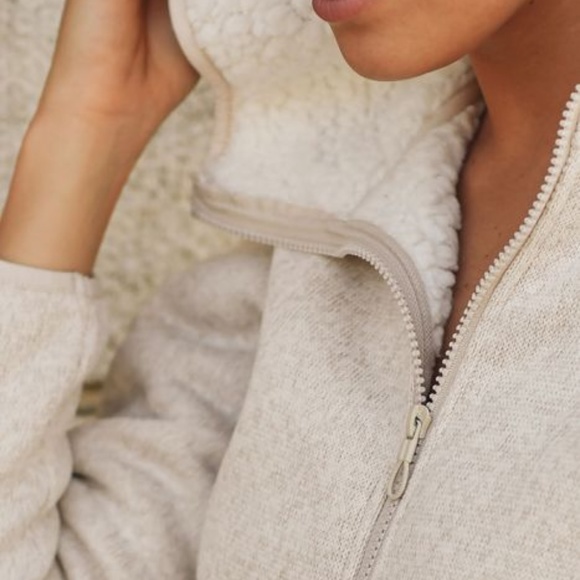 Longline Sherpa Hoodie Jacket - Picture 2 of 4